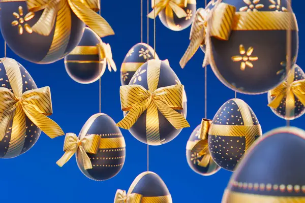 Una Selección Curada Huevos Pascua Ornamentados Cada Uno Adornado Con —  Fotos de Stock