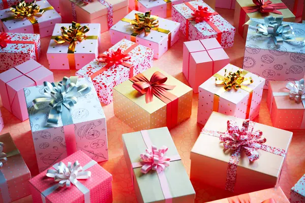 Eine Auffällige Auswahl Kunstvollen Geschenkboxen Verschiedenen Größen Und Farben Die — Stockfoto