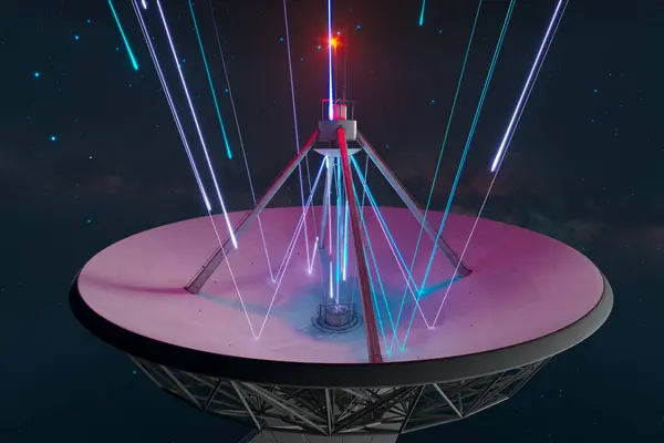 ネオン照明で浴びた無線望遠鏡アンテナは 現代の天文学研究の頂点と宇宙ミステリーの追求を象徴する星空に対して際立っています — ストック写真