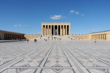 Ankara, Türkiye - 10 Temmuz 2023: Ankara 'nın Çankaya ilçesinde yer alan ve Mustafa Kemal Atatürk' ün mozolesinin bulunduğu kompleks