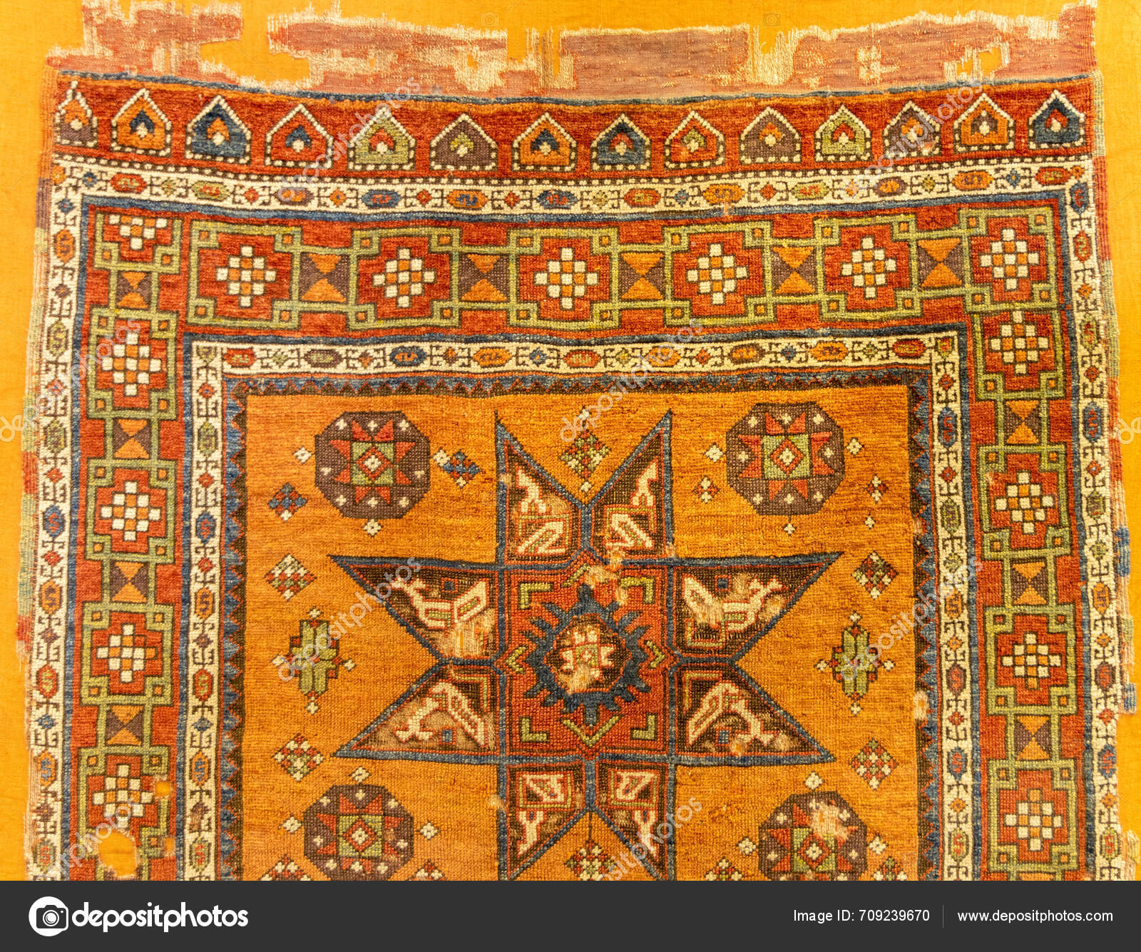 Examples Old Historical Ottoman Turkish Middle Eastern Iranian Carpets examples-old-historical-ottoman-turkish-middle-eastern-iranian-carpets