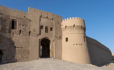 Bam Iran 21 Eylül 2024: Bam Citadel, İran 'ın Kerman ilindeki Bam şehrinde yer alan, dünyanın en büyük kerpiç binası ve UNESCO Dünya Mirasları Alanıdır.