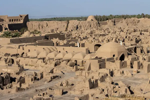 Bam Iran 21 Eylül 2024: Bam Citadel, İran 'ın Kerman ilindeki Bam şehrinde yer alan, dünyanın en büyük kerpiç binası ve UNESCO Dünya Mirasları Alanıdır.