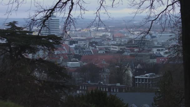 Krásný Výhled Město Pod Zataženou Oblohou Německém Bielefeldu Pohled Pozorovací — Stock video