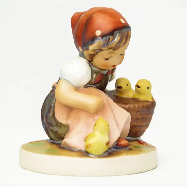 stock image Porcelain Figurine of a Girl with Chicks - German Manufactory Collectible. High quality photo