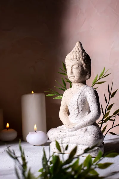 Beauty Wellness Konzept Mit Buddha Statue Mit Brennenden Kerzen Für — Stockfoto