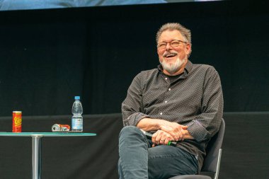 STUTTGART, GERMANY - 29 Haziran 2019: Jonathan Frakes (* 1952, aktör, yönetmen) Comic Con Germany Stuttgart, iki günlük hayran toplantısı