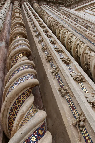 Orvieto Italien September 2022 Mosaiksäule Der Fassade Der Kathedrale Von — Stockfoto