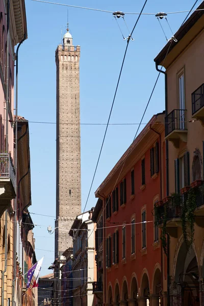 波洛尼亚 意大利 2022年6月2日 意大利著名的中世纪塔Asinelli Torre Degli Asinelli — 图库照片