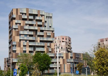 Bologna 'daki modern mimari binalar. İtalya