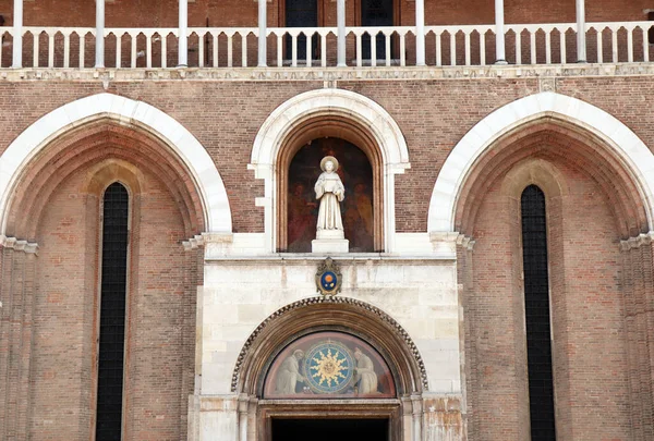Padova Italia Agosto 2022 Estatua San Antonio Fachada Basílica Padua —  Fotos de Stock