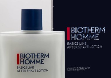 Bologna - İtalya - 29 Aralık 2023: Biotherm Homme. Temel çizgiler. Tıraş losyonundan sonra.