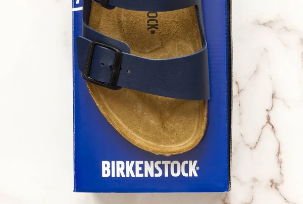 Bologna Italien Dezember 2023 Birkenstock Sandalen Aus Braunem Leder lizenzfreie Stockfotos