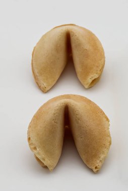 Çin Şans Kurabiyeleri beyazlar üzerinde izole