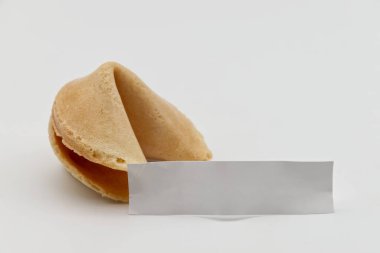 Tahmin mesajı için boş kağıtlı Çin Şans Kurabiyesi.