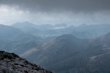 İspanya 'daki Mallorca' nın Gizemli Dağları 'nda Kayboldum.