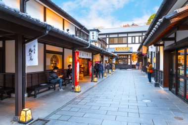 Kumamoto, Japonya - 23 Kasım 2022: Sakura no Baba Josaien Kumamoto Kalesi 'nin yanında yer alan bir turizm ve kültür tesisidir.