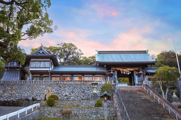 諏訪神社は 長崎で起こったキリスト教への改宗を阻止し改宗させる方法として設立された主要な神社です — ストック写真
