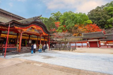 Fukuoka, Japonya - 30 Kasım 2022: Heian Dönemi bilgini ve politikacısı Sugawara Michizane 'nin ruhuna adanmış Dazaifu Tenmangu shgrine