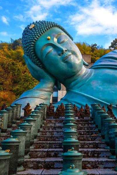 Der Nanzoin Tempel Fukuoka Japan Beherbergt Eine Riesige Statue Des — Stockfoto
