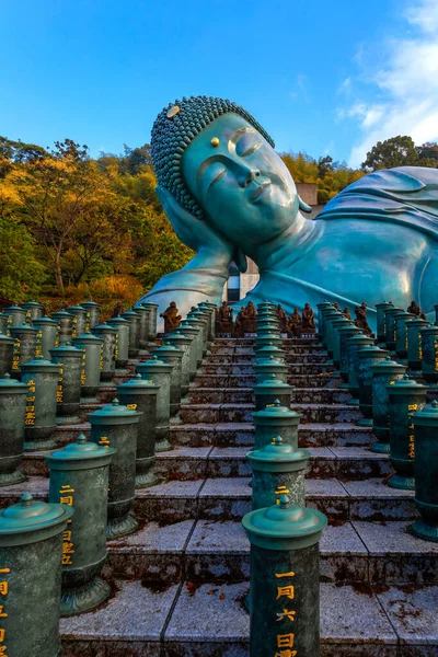 Tempio Nanzoin Fukuoka Giappone Ospita Enorme Statua Del Buddha Sdraiato — Foto Stock