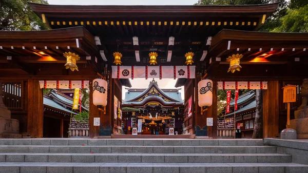 福岡県博多市の櫛田神社は 757年に創建されました 太陽の女神アマテラスと海と嵐 雷と雷のスサノオを祀る神社です — ストック写真
