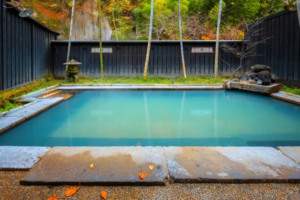 Kumamoto Japan Nov 2022 Een Openluchtbad Omringd Door Een Natuurlijke — Stockfoto