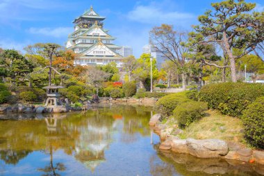 Osaka, Japonya 'daki Osaka Kalesi kiraz çiçeği mevsiminde Osaka' nın en popüler hanami mekanlarından biridir.
