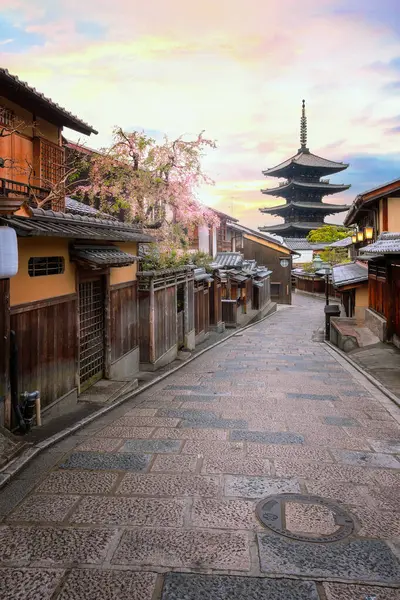 Yasaka pagoda 'nın Kyoto' da gün batımının manzarası