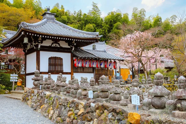 Храм Адасино Ненбуцудзи Киото Япония Стоковое Изображение