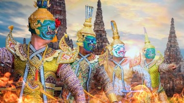 Tayland 'daki Khon Maskeli Dansı, Chai Wattanaram Tapınağı' ndaki UNESCO Soyut Kültür Mirası, Ayuthaya 'daki UNESCO Dünya Mirası Alanı, 3D ile çarpıcı bir savaş alanında alevler saçan 3 boyutlu