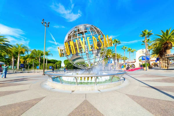 LOS ANGELES, CALIFORNIA - 18 HAZİRAN 2023: Evrensel Stüdyolar Hollywood İkonik