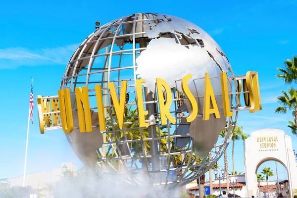 Лос Анджелес Калифорния Января 2023 Universal Studios Globe Входе Тематический — стоковое фото