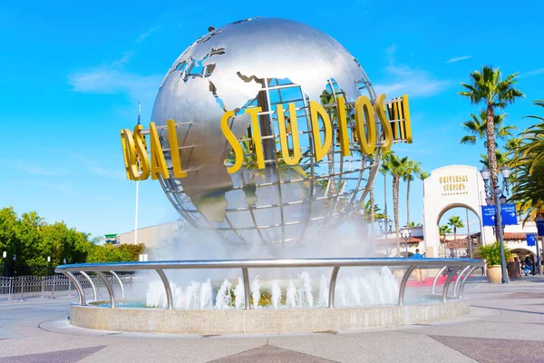 Лос Анджелес Калифорния Января 2023 Universal Studios Hollywood Globe Sign — стоковое фото