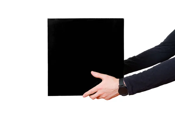 男性手部的特写镜头 小心地将一个白色背景的大黑匣子交给对方 物流和电子商务相关概念 — 图库照片