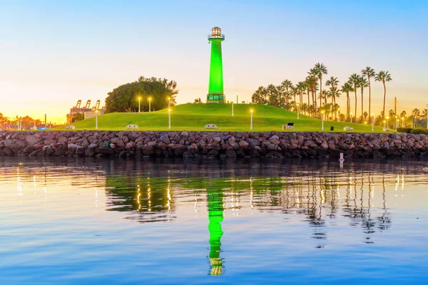 Faro Leones Iluminado Long Beach California Durante Una Impresionante Puesta —  Fotos de Stock