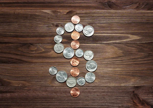 Творческое Расположение Американских Монет Образующих Символ Символа Доллара Помещенных Темном — стоковое фото