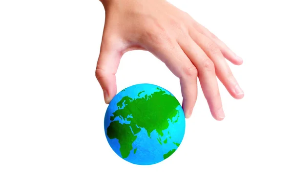 Крупным Планом Изображение Руки Держащей Зеленую Модель Планеты Земля Белом — стоковое фото