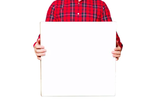 一个身穿红色和绿色格子衬衫的人 拿着一个有复制空间的白色大盒子的前视图 假日礼物和促销相关概念 — 图库照片