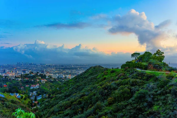 Espectacular Vista Atardecer Runyon Canyon Hills Los Angeles Cityscape — Foto de Stock