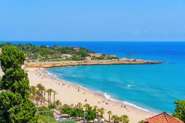 Tarragona 'dan Sandy Beach' in çarpıcı sahil manzarası