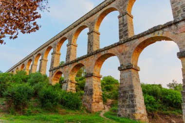 Tarragona, İspanya 'da Şeytan Köprüsü' nün Güzel Manzarası