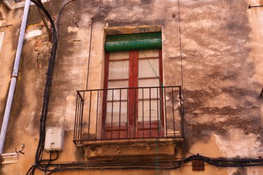 Tarragona 'daki Balkon Penceresinin Yakın Çekimi