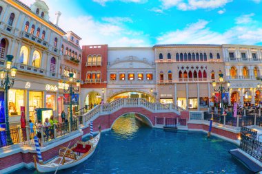 Las Vegas, Nevada - 13 Nisan 2024: Venedik, Las Vegas 'ta Güzel Kanal Sahnesi