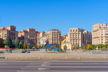 Kyiv, Ukrayna - 9 Ekim 2024: Bağımsızlık Meydanı Bulvarından Bakıldı