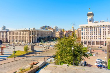 Kyiv, Ukrayna - 9 Ekim 2024: Ukrayna 'nın Kyiv kentinde Bağımsızlık Meydanı ve Urban View