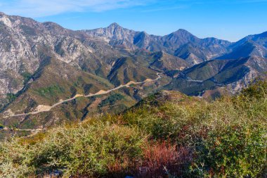 Güney Kaliforniya 'nın vahşi doğasında Geniş Dağ Görüntüleri