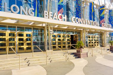 Long Beach, California - 15 Ocak 2025 Long Beach Kongre Merkezi Sunny Day Girişi