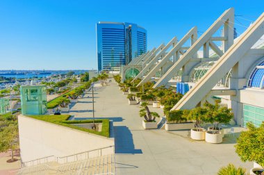 San Diego, California - 14 Ocak 2025: Açık Bir Gün 'de San Diego Kongre Merkezi Dış Görünümü