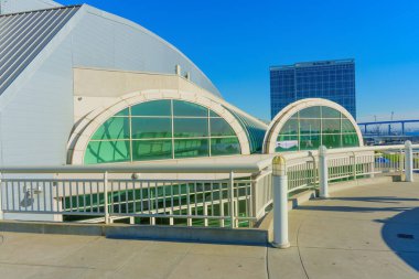 San Diego, Kaliforniya - 14 Ocak 2025: San Diego Kongre Merkezi Mimari Detayı